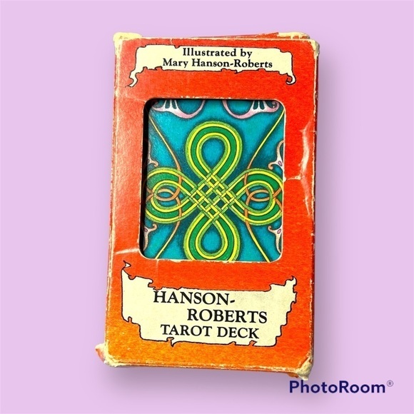 𝅺Vintage Hanson-Roberts Tarot Card Deck - Picture 1 of 6